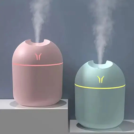 Mini desktop aromatherapy humidifier USB powered design