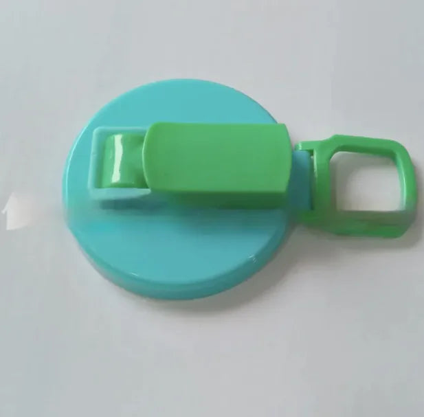 Soda can cap reusable lid cover for cans
