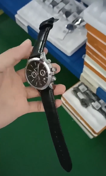 men fashion sport quartz watch casual outfit