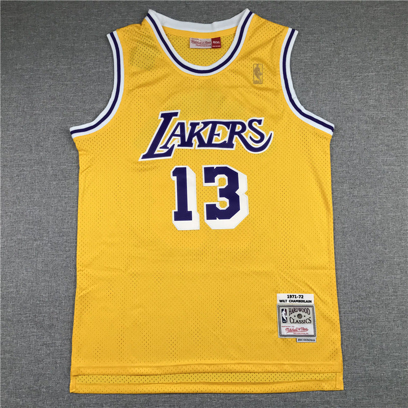 lakers johnson 33 vintage jersey worn casual look