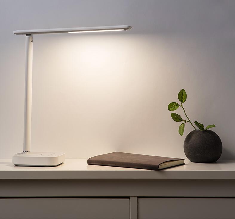 rechargeable LED desk lamp for students with eye care night reading